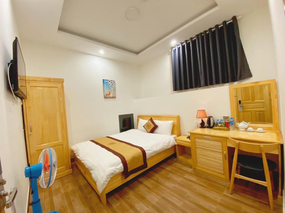Hanz Bao Hoang Hotel Да Лат Екстериор снимка